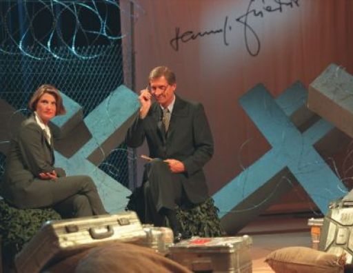 Tina Hassel erhält den Förderpreis.